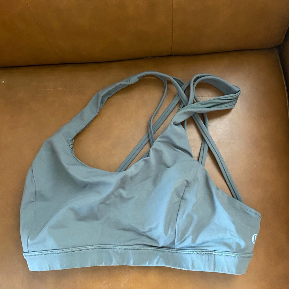 lululemon sports bra